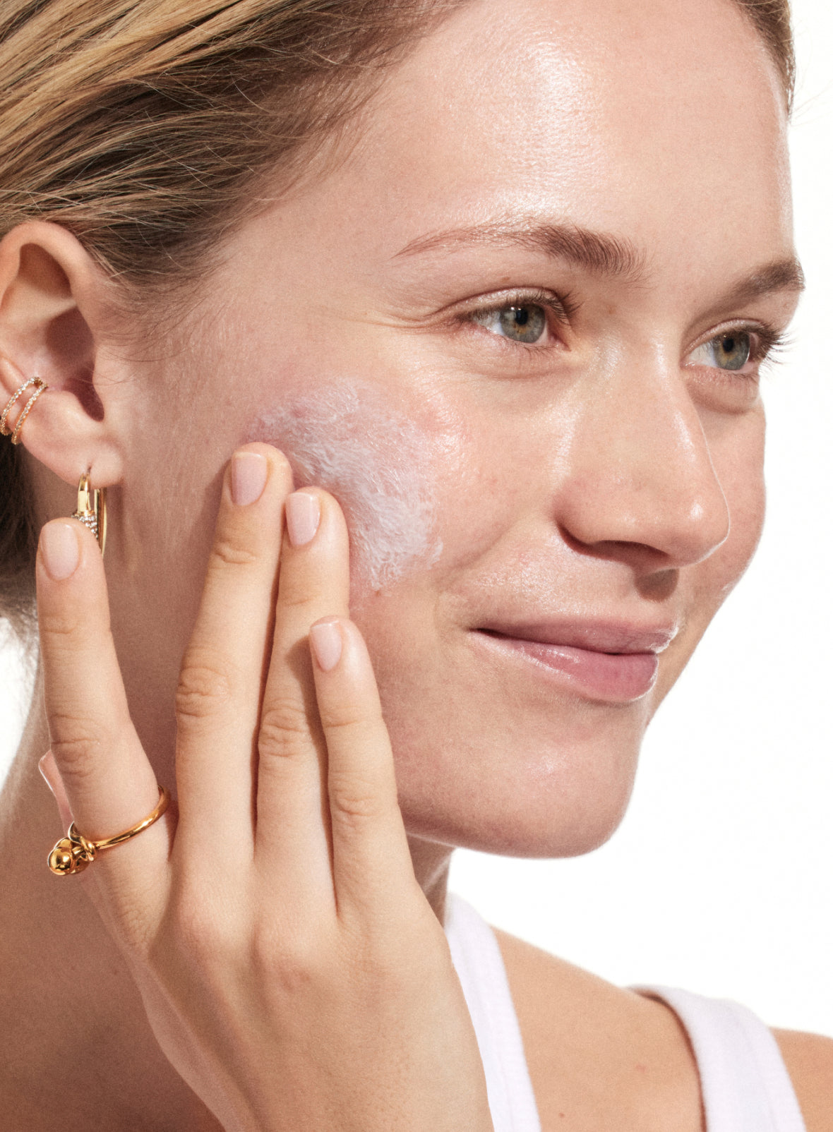 Triple Prep Weightless Multitasking Moisturizer SPF 40 - Image 2